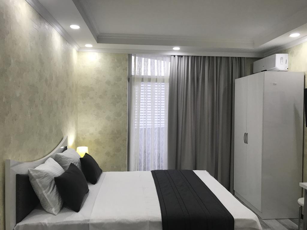 Selfie Apartment Батуми Екстериор снимка